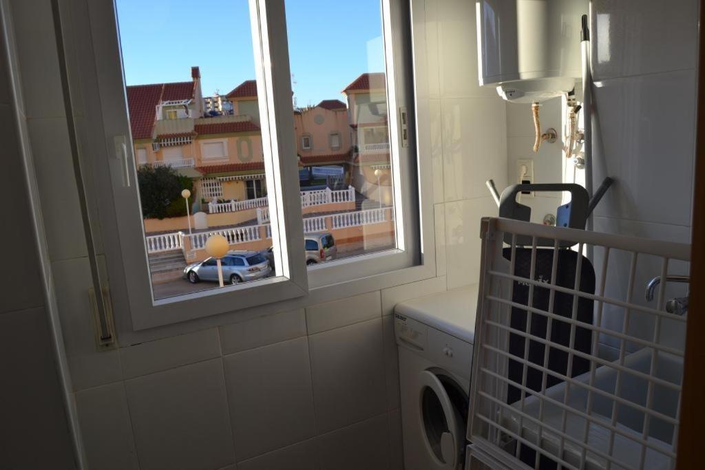 Apartamentos Turísticos Puerto Tomás Maestre La Manga del Mar Menor Habitación foto